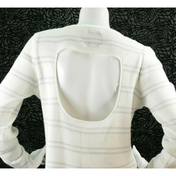 Chaser Sweater Womens Size M Cotton Lurex Ribbed White Silver 2 Keyhole $86 Nwt - Picture 3 of 6
